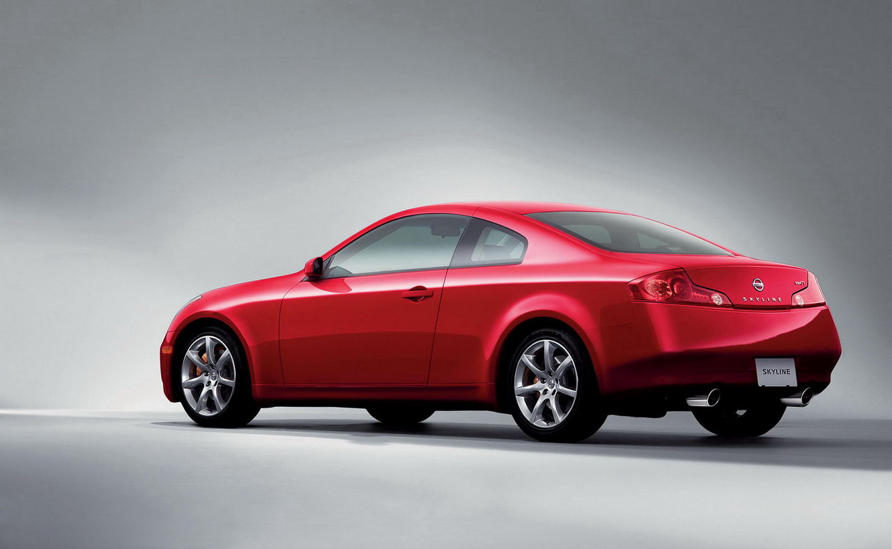Nissan Skyline Coupe 002.jpg